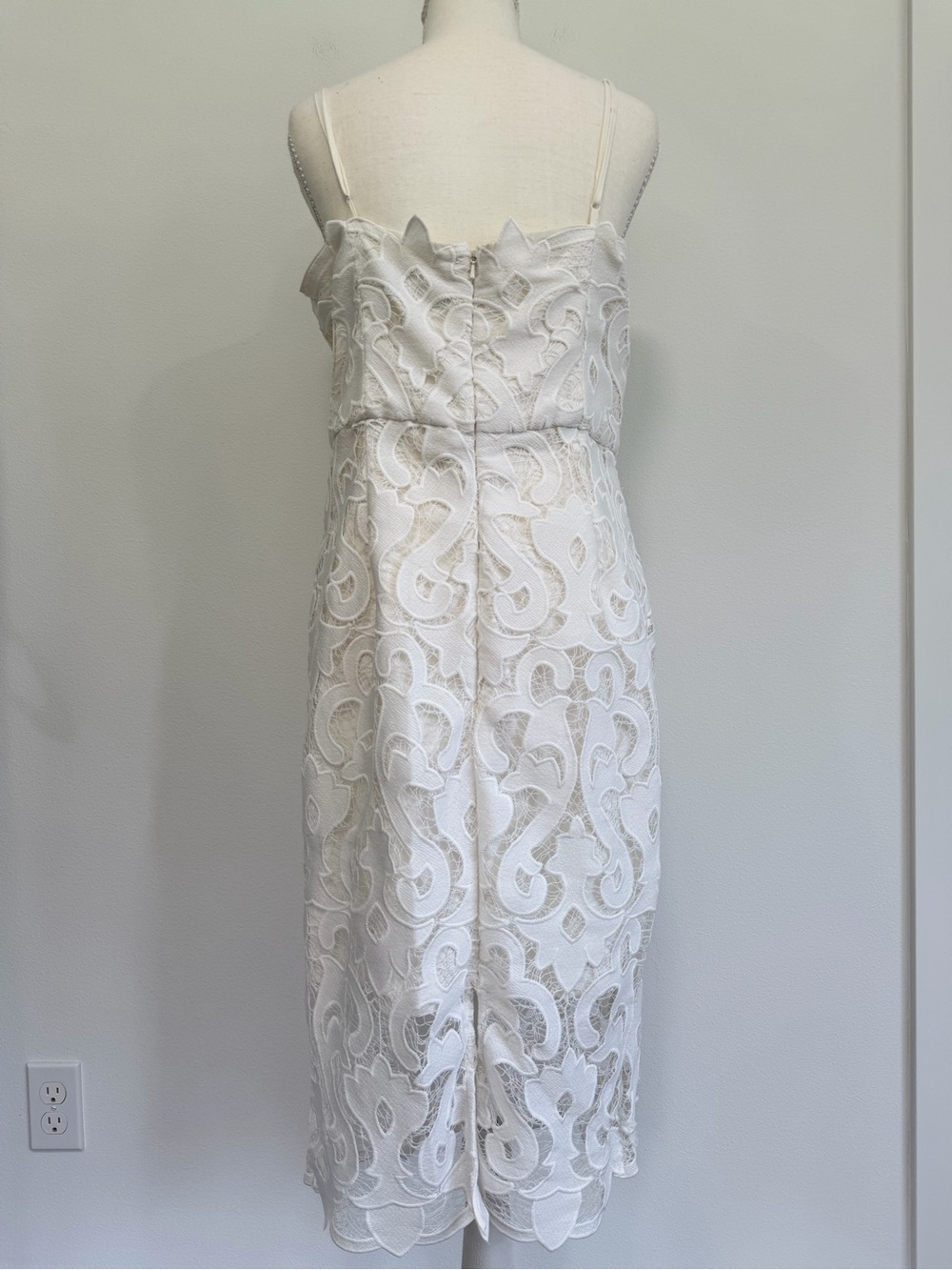 Bardot Lina White Lace Midi Dress Revolve Size 10 - Picture 5 of 8